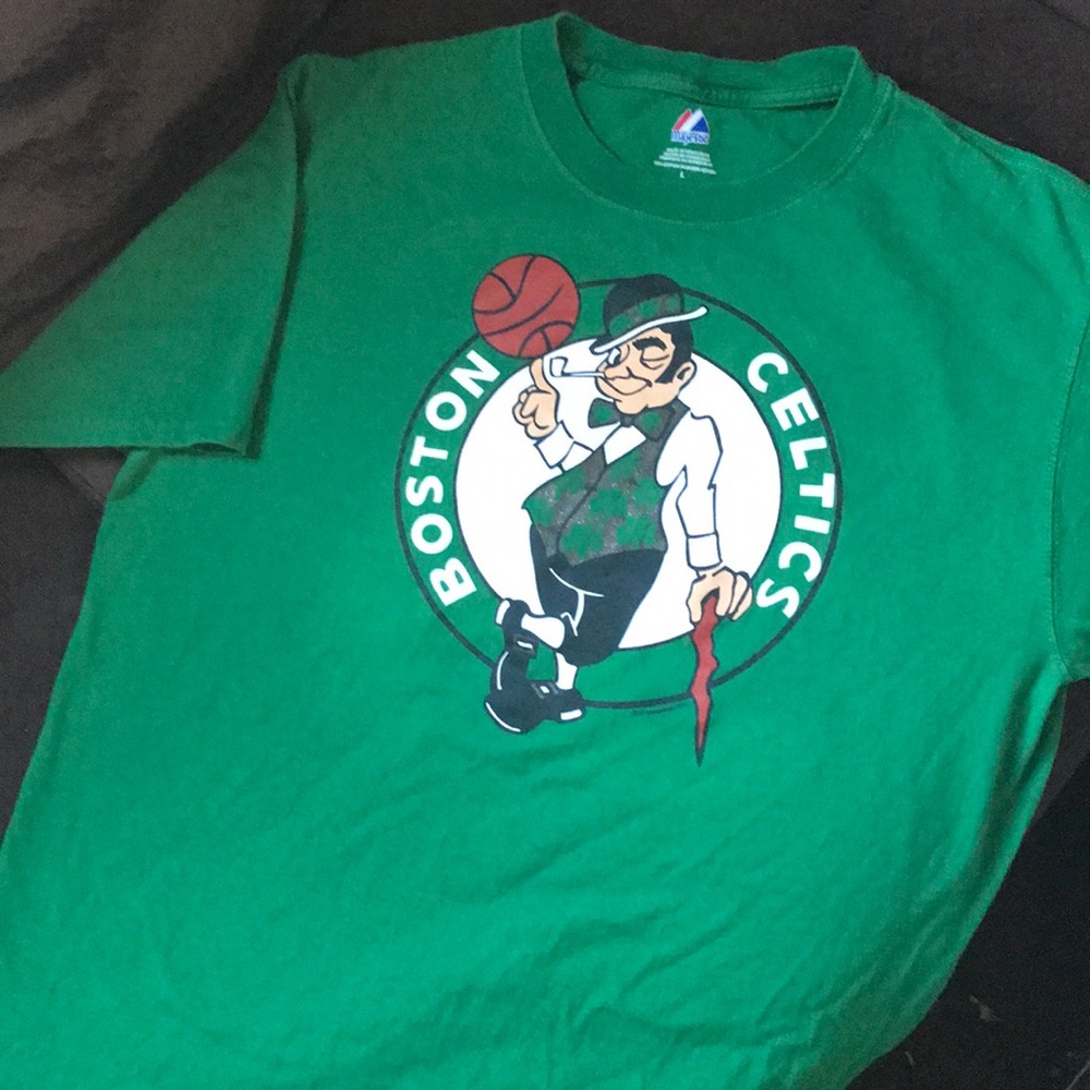 Boston Celtics t shirt